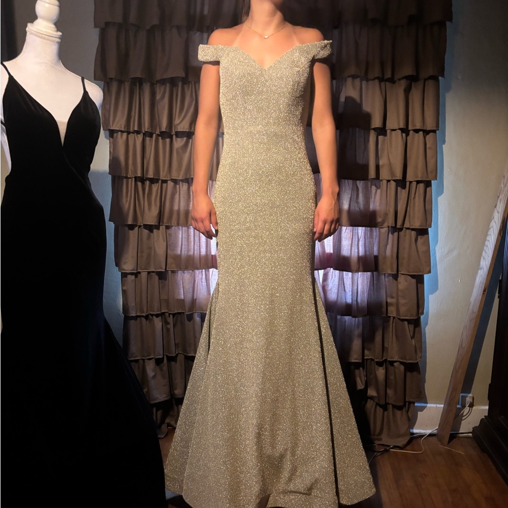 Ava Presley Twinkling Glory Mermaid Gold sizes 2 & 4 Evening Gown Prom Dress